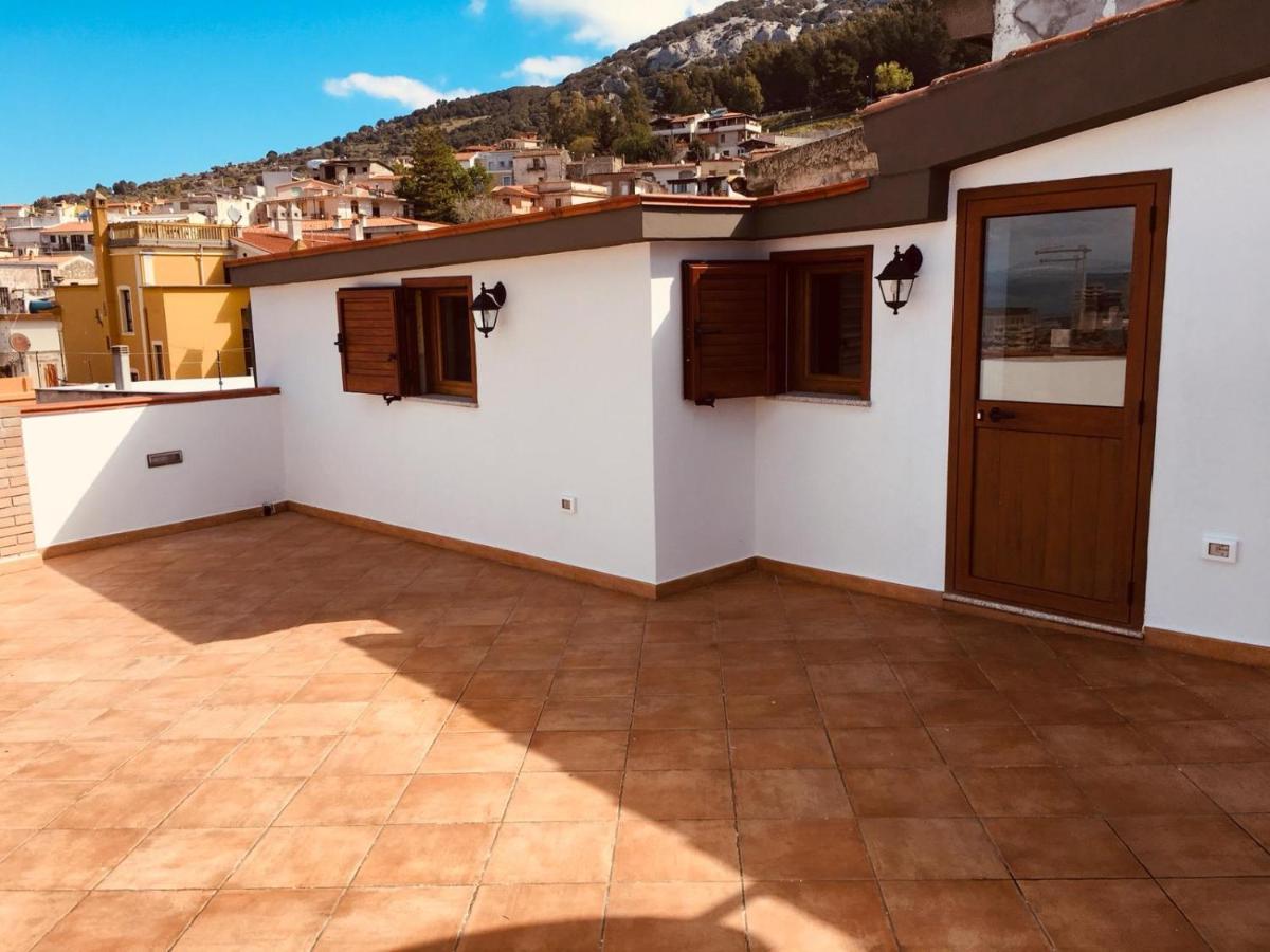 Cav Mameli Aparthotel Dorgali Buitenkant foto